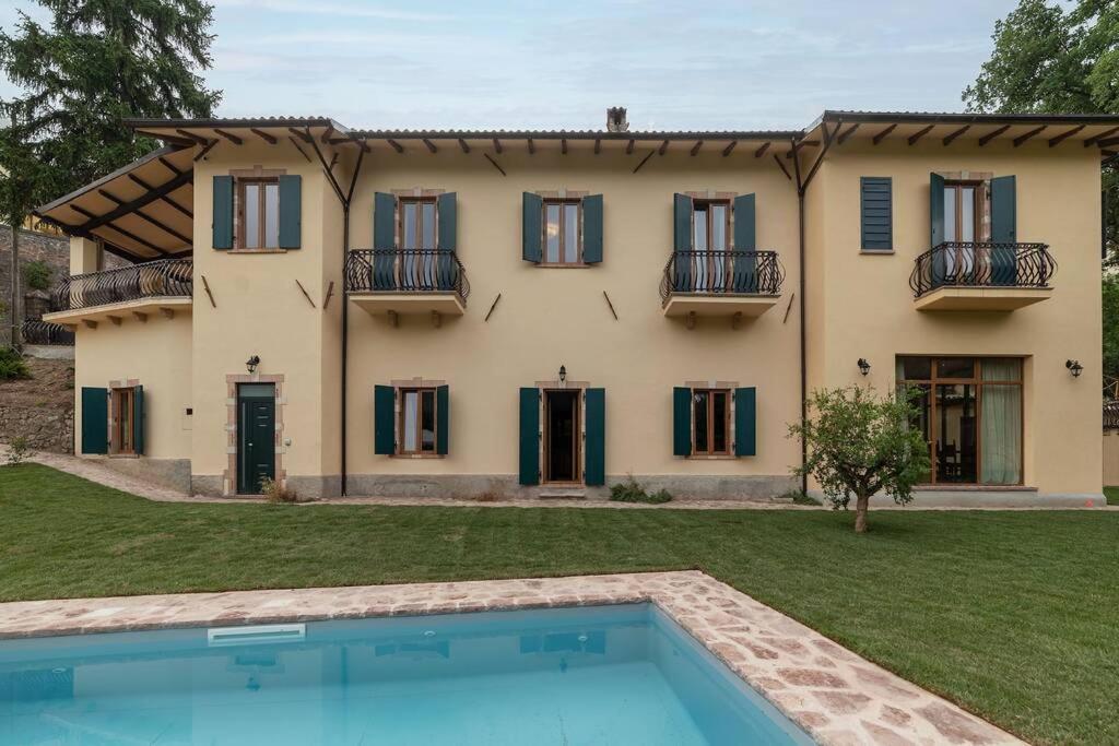 Villa Gina Umbria Luxury Retreat SantʼAnatolia di Narco Esterno foto
