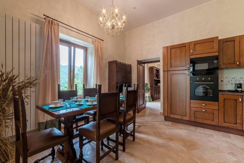 Villa Gina Umbria Luxury Retreat SantʼAnatolia di Narco Esterno foto